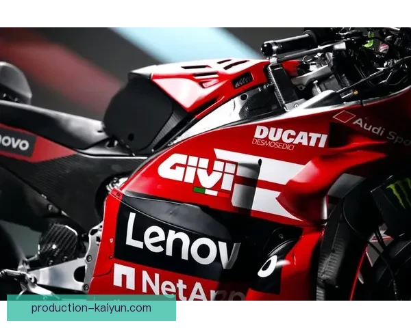 2026年MotoGP赛季开幕战精彩回顾 雷诺与杜卡迪车队争夺冠军之争再升级