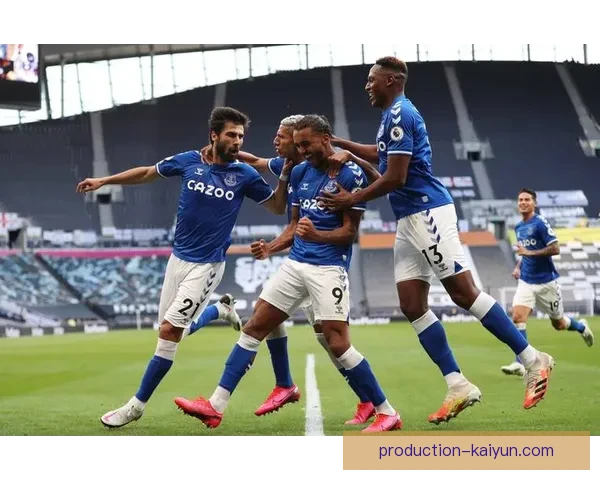 瓦伦西亚足球俱乐部宣布新赛季阵容调整与引援计划 